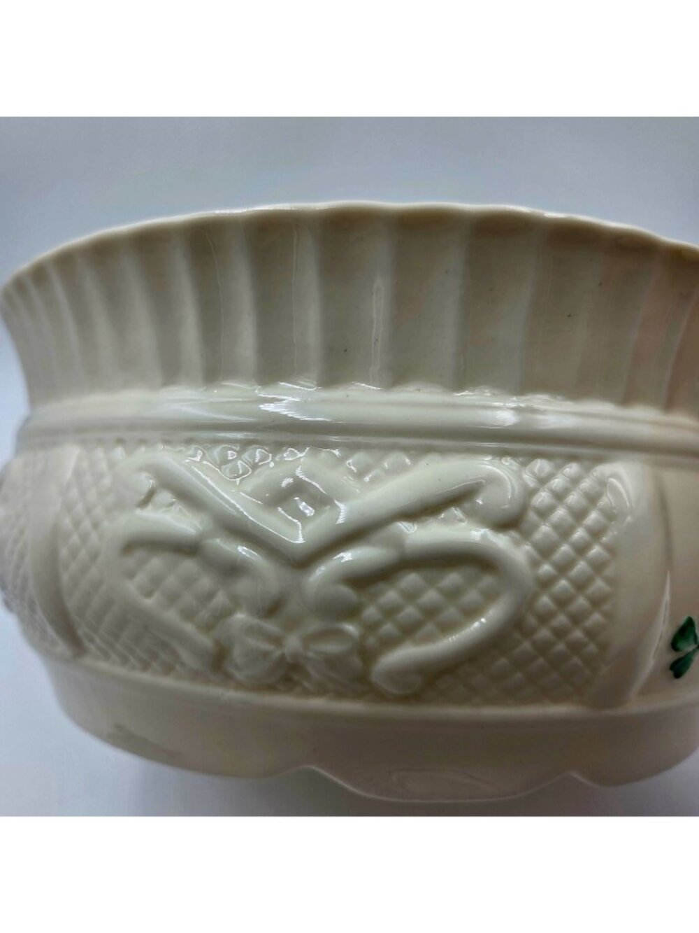 Belleek Irish Porcelain Nadine Fruit Bowl Made Of Parian China In Ireland - Picture 5 of 6